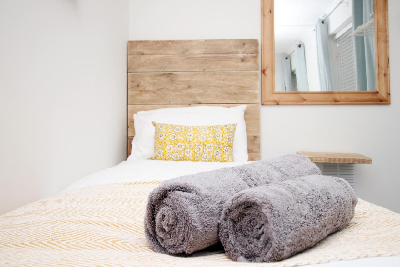 Appartamento Sleeps 6, Smart Tv'S, Parking Swansea & Morriston Hospital Esterno foto